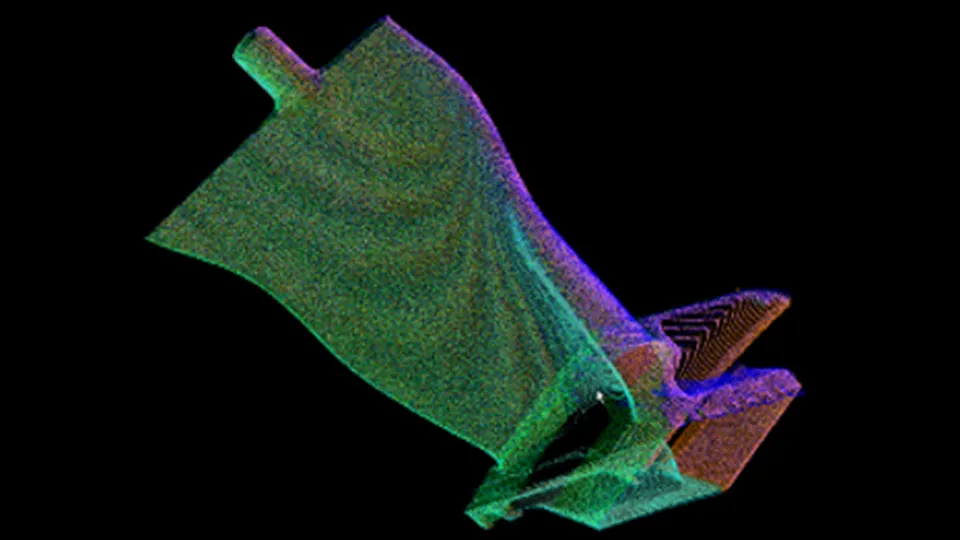 Blade being scanned